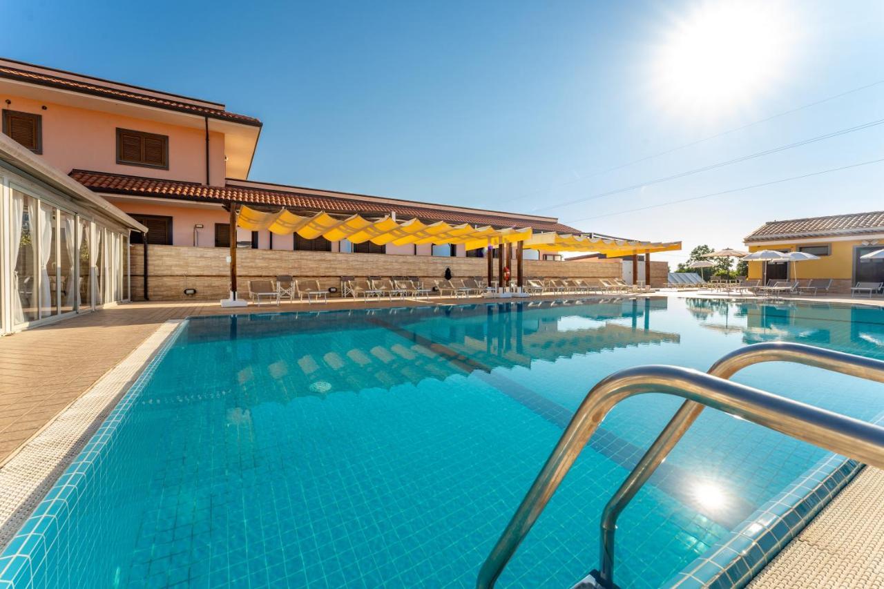 La Terra Dei Sogni Country Hotel Fiumefreddo di Sicilia Εξωτερικό φωτογραφία
